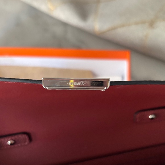 Hermes Constance To Go Crossbody/Clutch - Picture 5 of 5